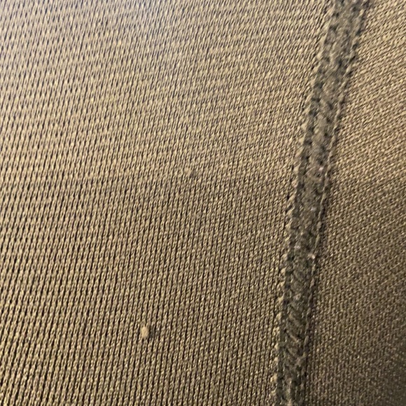 Green gymshark capris small - Picture 8 of 8